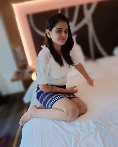 Escort Service In Sg Highway